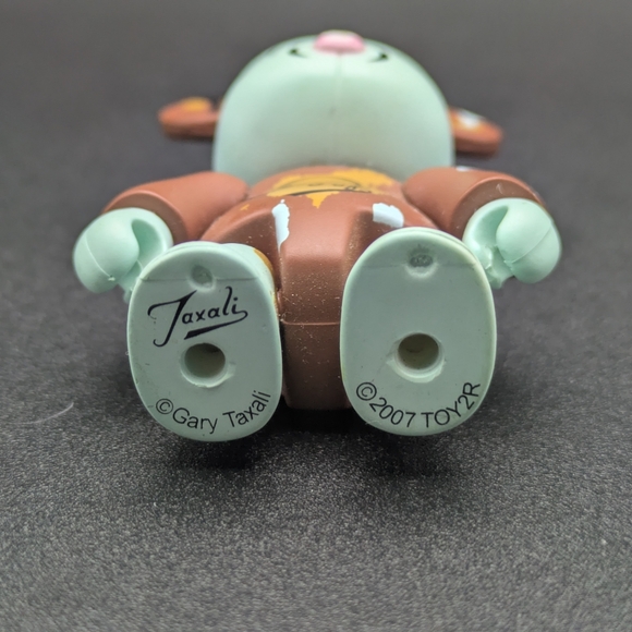 2006 Qee Ox Op Series 3 GARY TAXALI Poof 2.5" Art Toy2r FIGURE w/ Sticker Lot - Picture 6 of 8